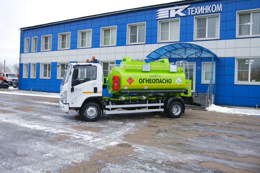 Автотопливозаправщик CHAMELEON-6 на шасси ABEX А105А